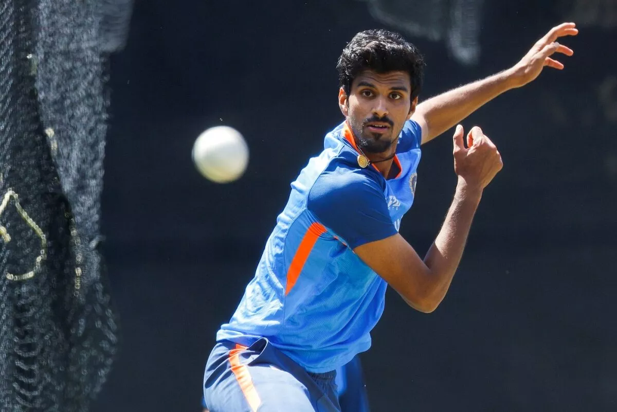 3 Players who can replace Axar Patel in India squad if he gets ruled