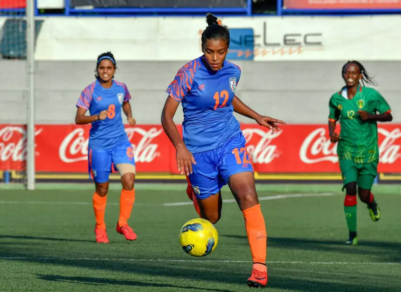 HANGZHOU ASIAN GAMES WOMEN'S FOOTBALL CHINESE TAIPEI VS INDIA MANISHA KALYAN