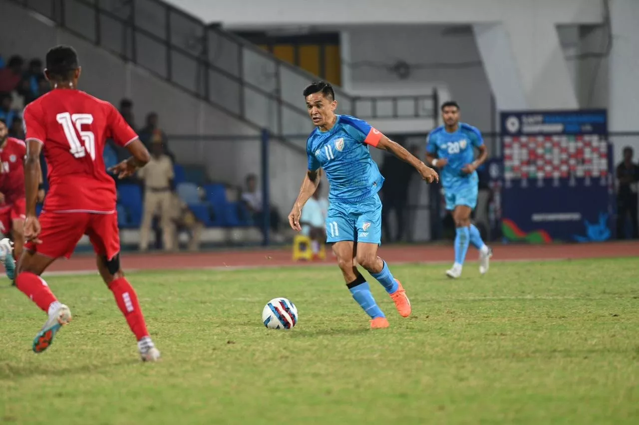 ASIAN GAMES CHINA VS INDIA KEY BATTLES SUNIL CHHETRI JIANG SHENGLONG