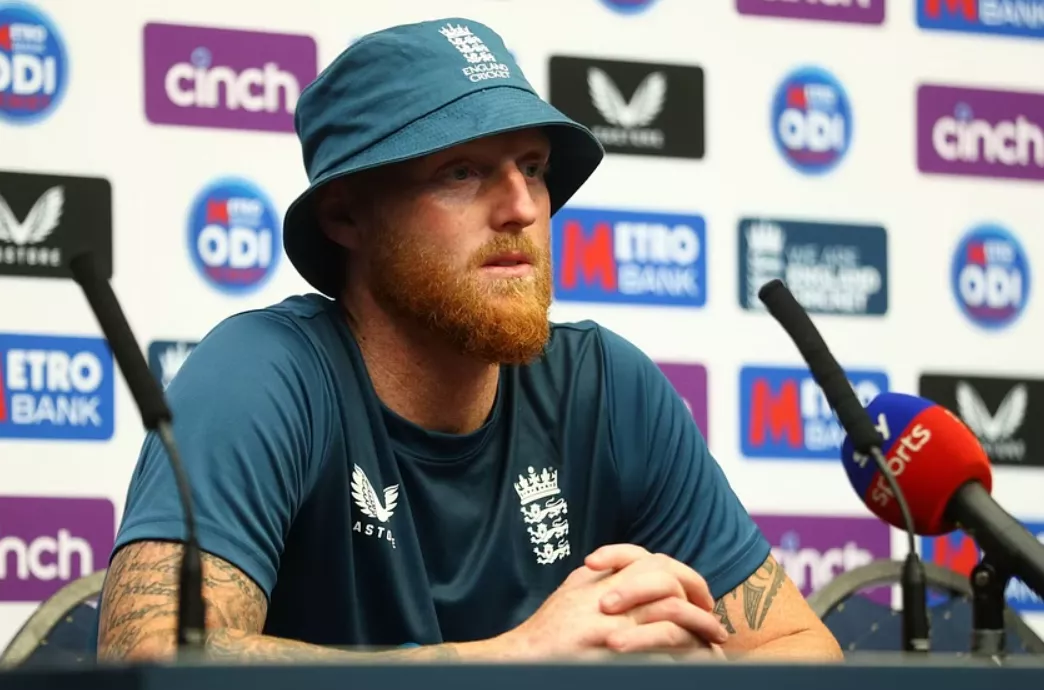World Cup 2023 से पहले इंग्लैंड को लगा बड़ा झटका, सर्जरी के चलते भारत के खिलाफ टेस्ट सीरीज से Ben Stokes हो सकते हैं आउट