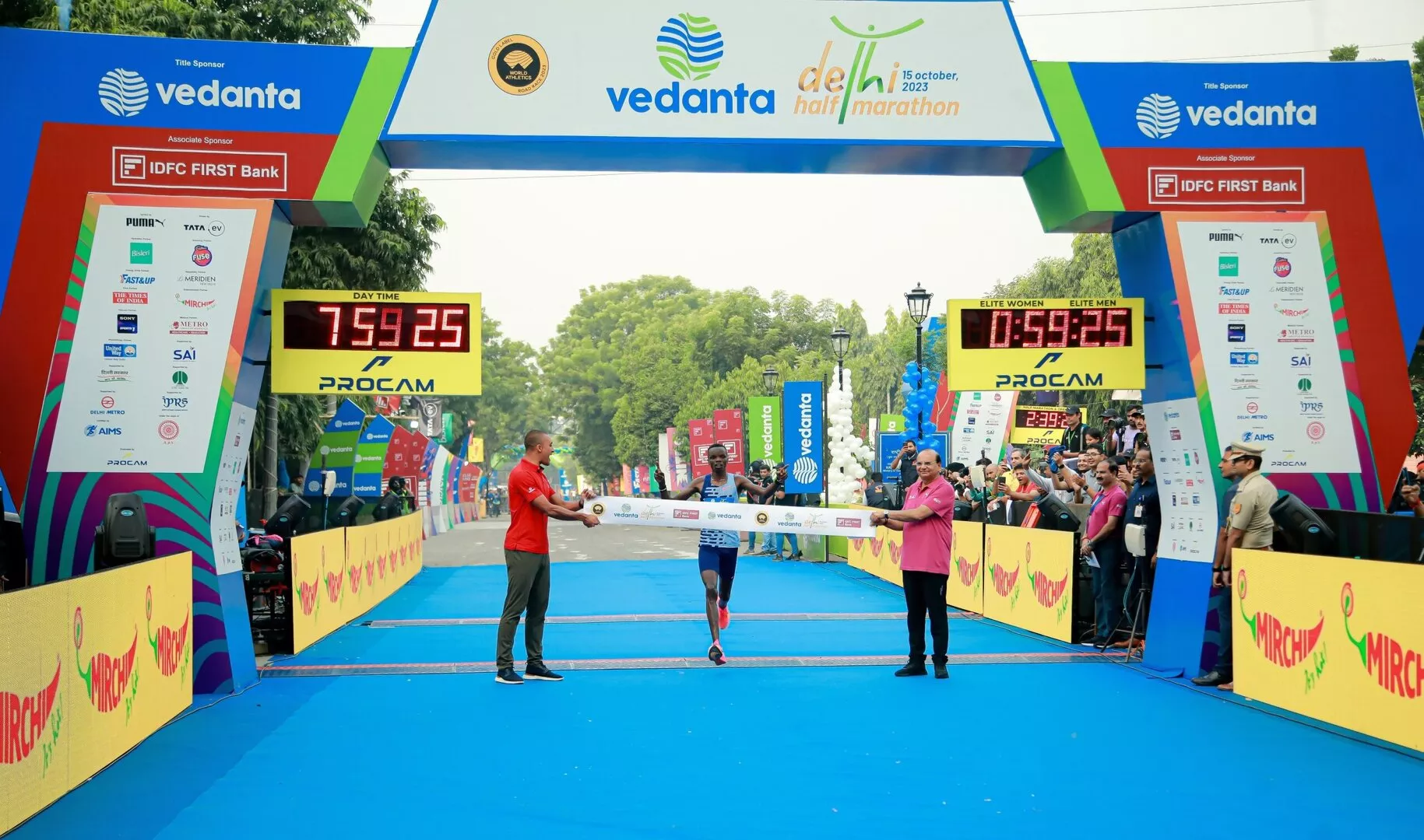Daniel Ebenyo and Almaz Ayana secure Delhi half marathon titles, maintaining their favorites status