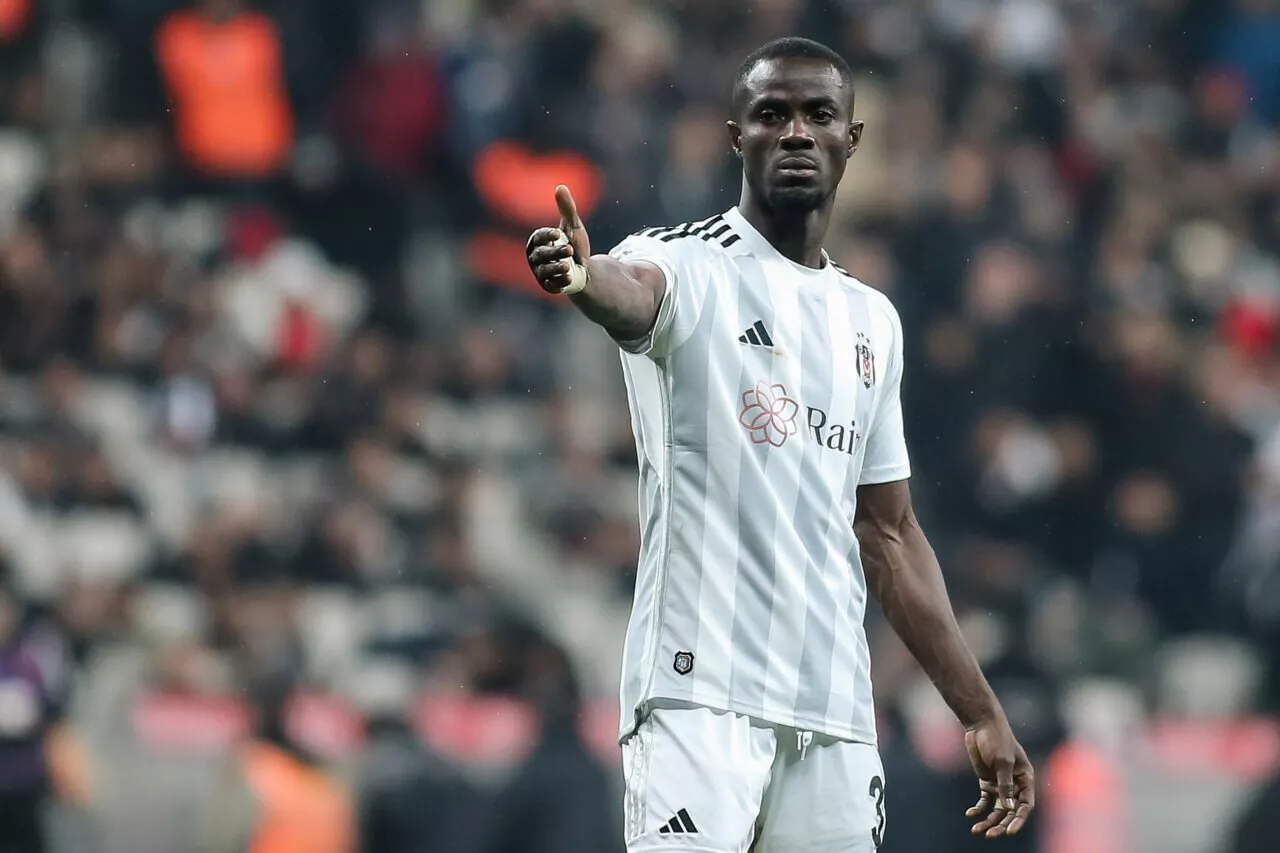 Bailly, Aboubakar among five players discarded by Besiktas