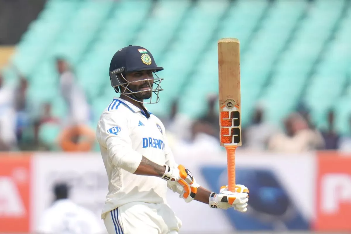 Ravindra Jadeja de la India en un partido de prueba