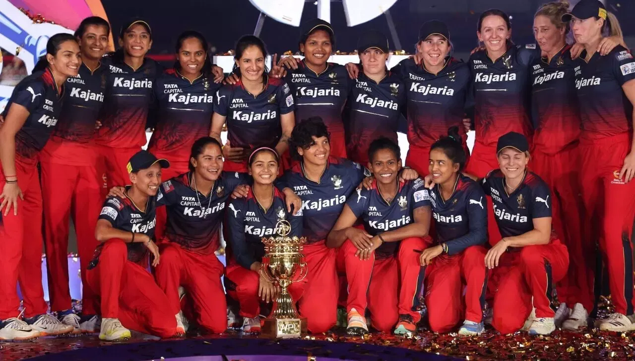 RCB women celebrate after winning WPL 2024