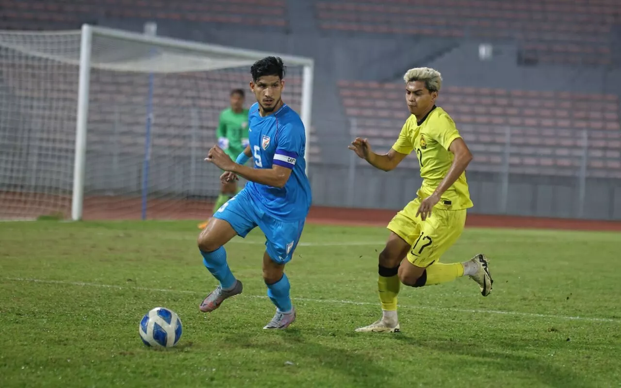 印度 U-23 队在第二场国际友谊赛中与马来西亚 U-23 队分享战利品 – Khel Now