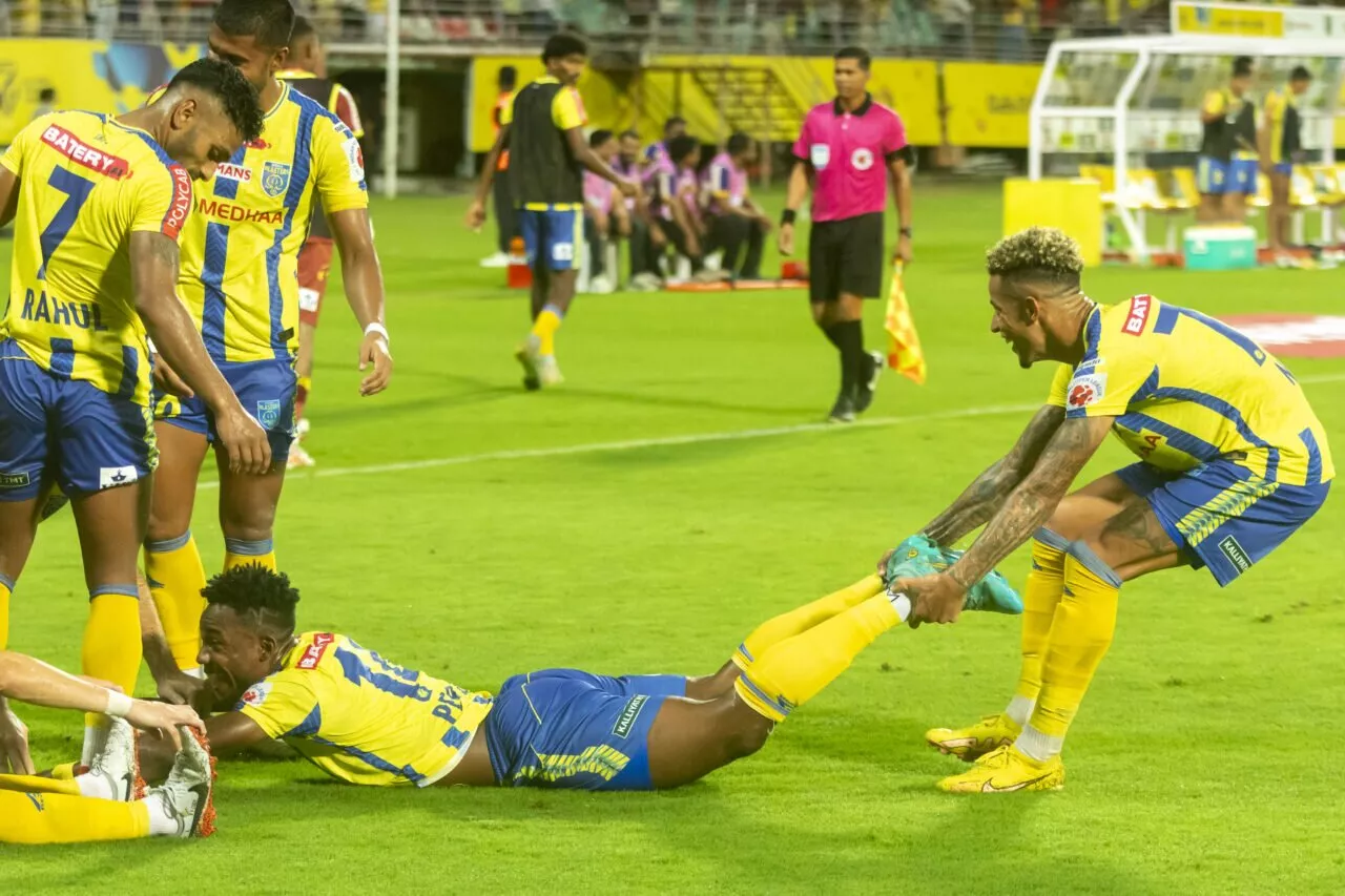 Analizando la curva de progresión de Mikael Stahr en el refuerzo del ataque de los Kerala Blasters ante la ausencia de Adrian Luna