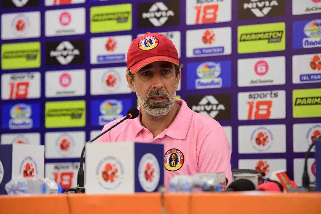ISL 2025-26: "The boys will try to give their best on the field tomorrow", Oscar Bruzon urges East Bengal players to play against Mohun Bagan SG with a winning mentality in title decider