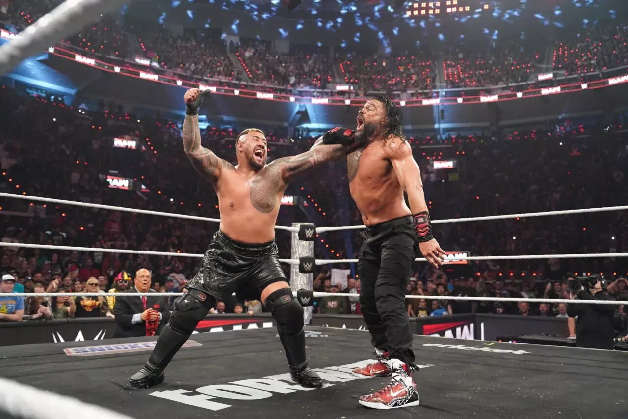 Solo Sikoa Roman Reigns WWE RAW