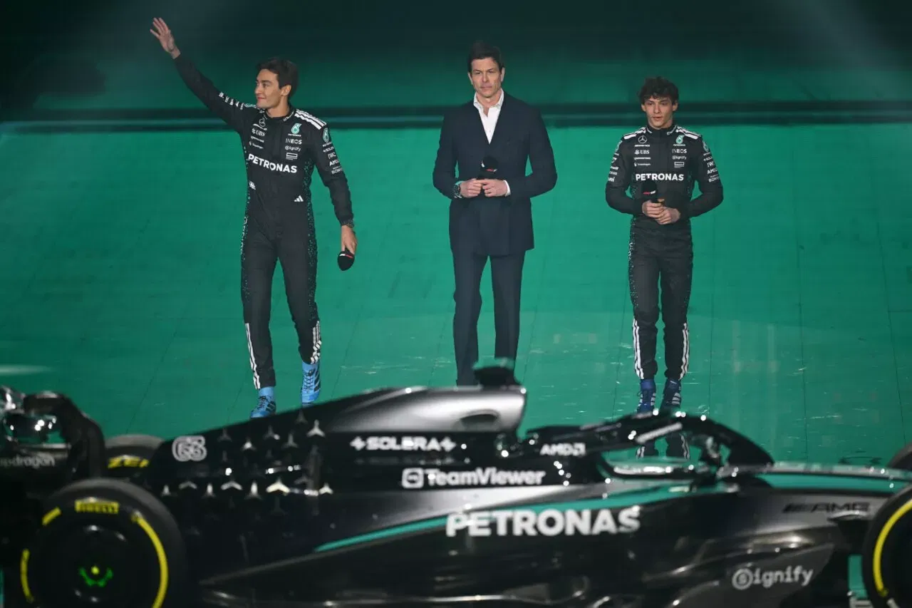 George Russell Toto Wolff Andrea Kimi Antonelli Mercedes AMG Petronas F1 Team Formula 1