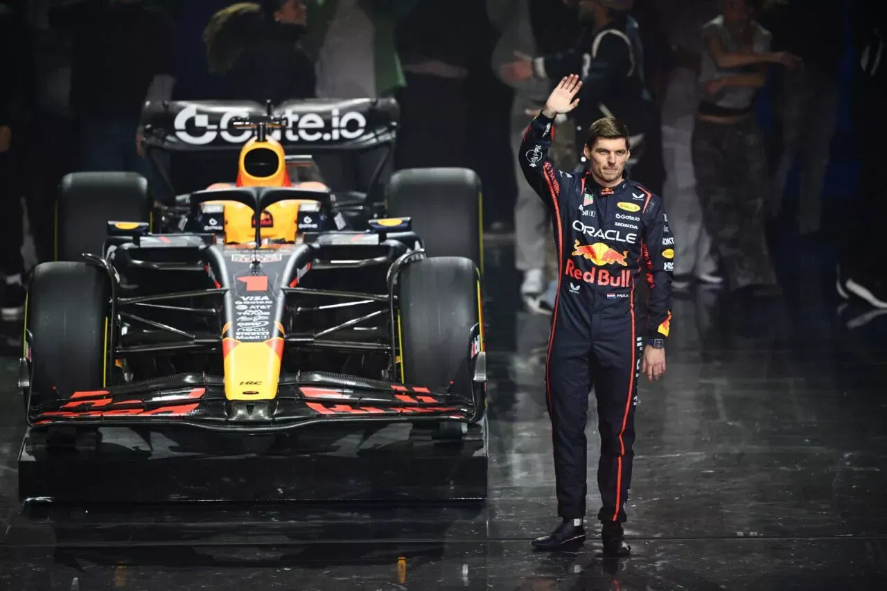 Max Verstappen Red Bull Racing F1 Formula 1 Australian GP Abu Dhabi GP