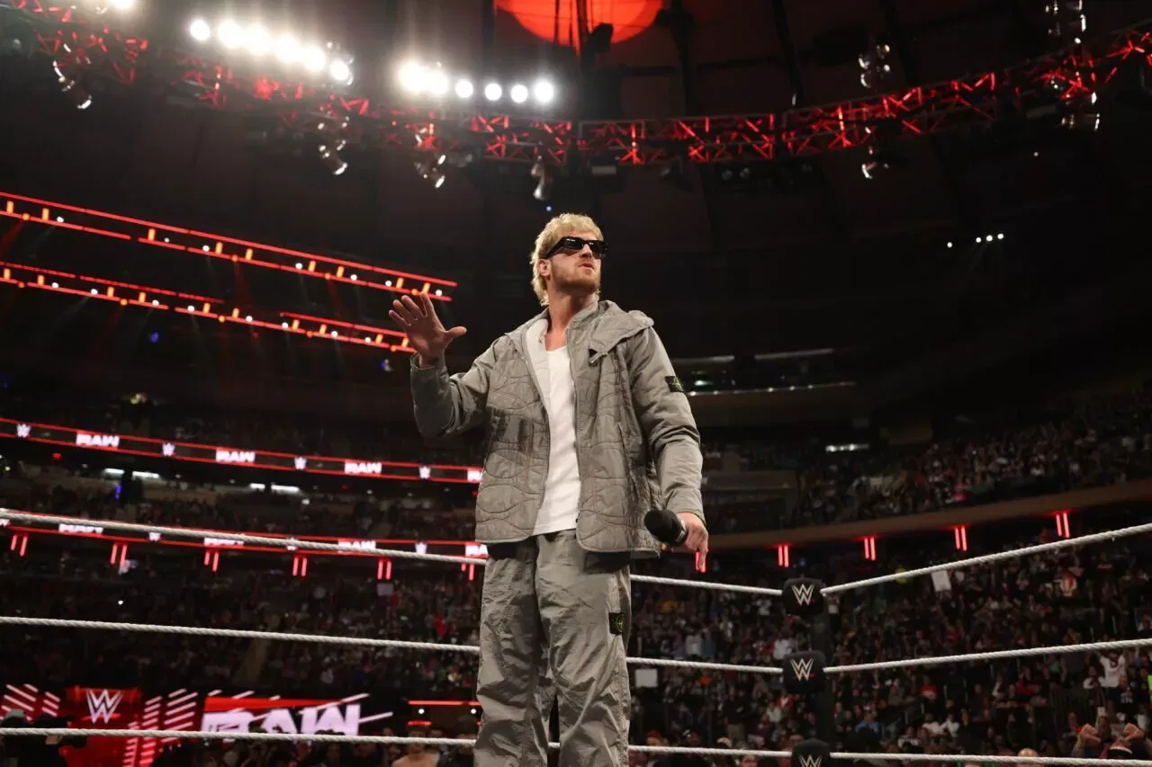 Logan Paul WWE RAW