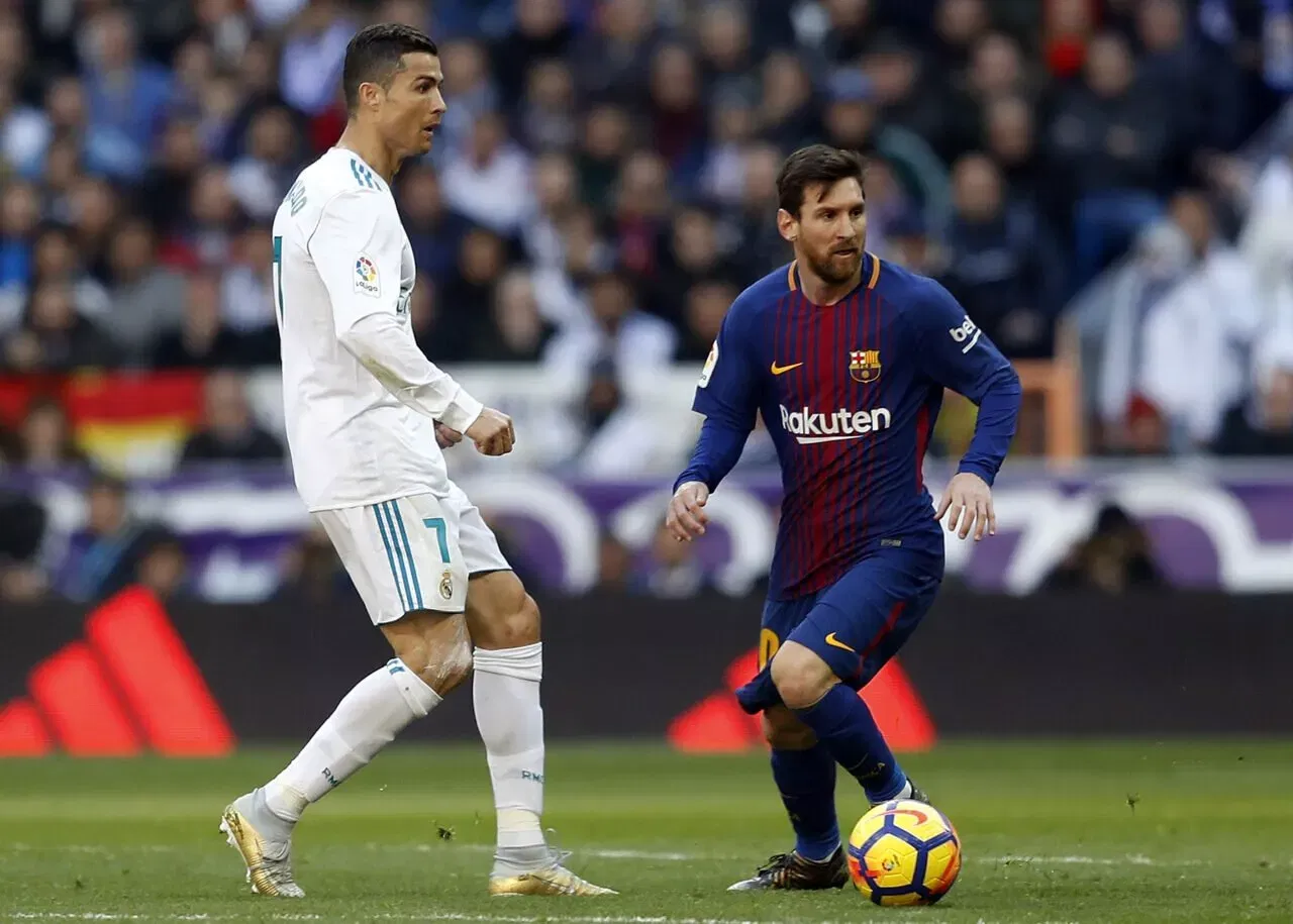 Cristiano Ronaldo vs Lionel Messi Real Madrid v Barcelona - La Liga
