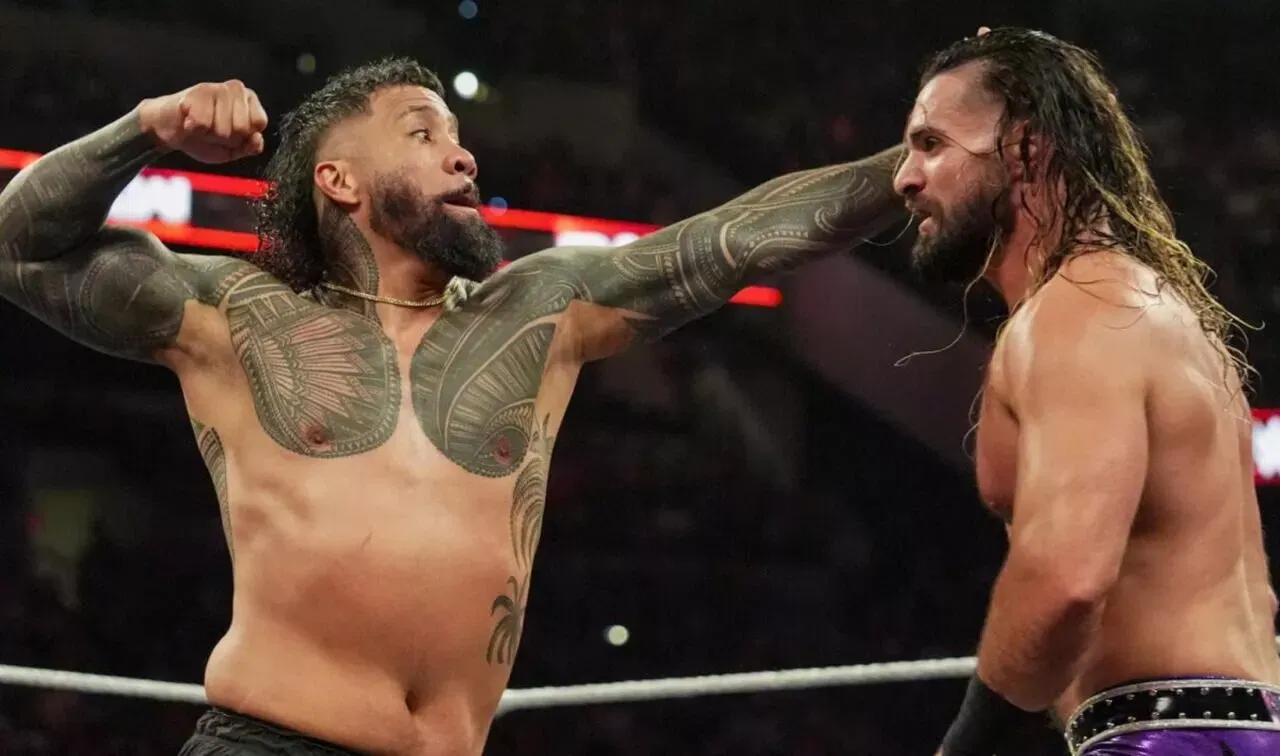 WWE RAW JEY USO SETH ROLLINS