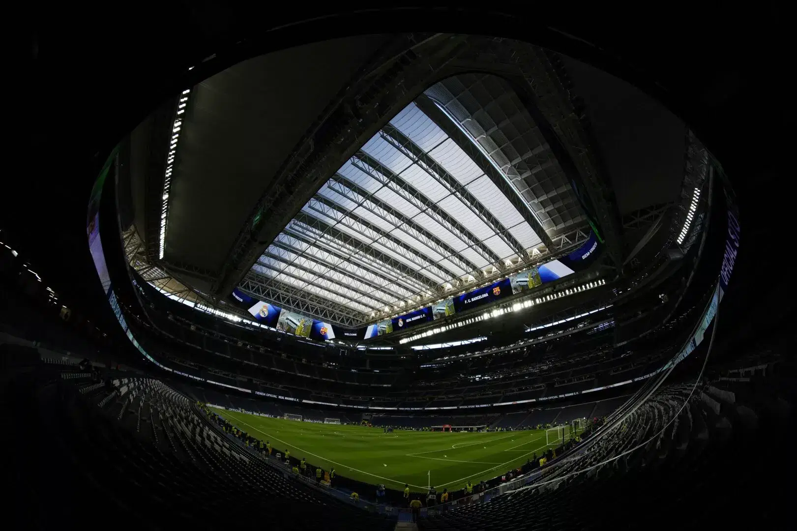 Santiago Bernabéu, best football stadiums