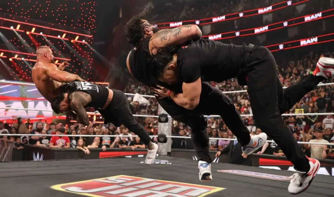 Roman Reigns Jey Uso WWE RAW
