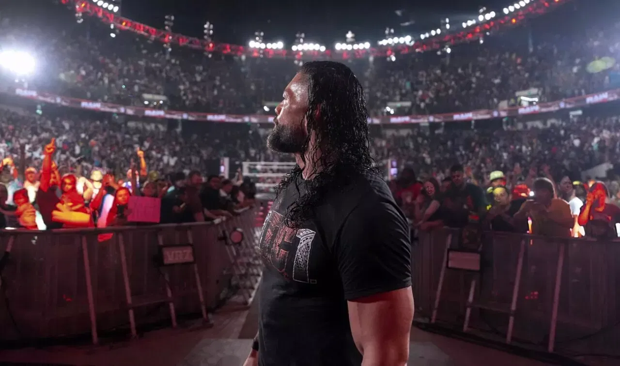 Roman Reigns WWE RAW