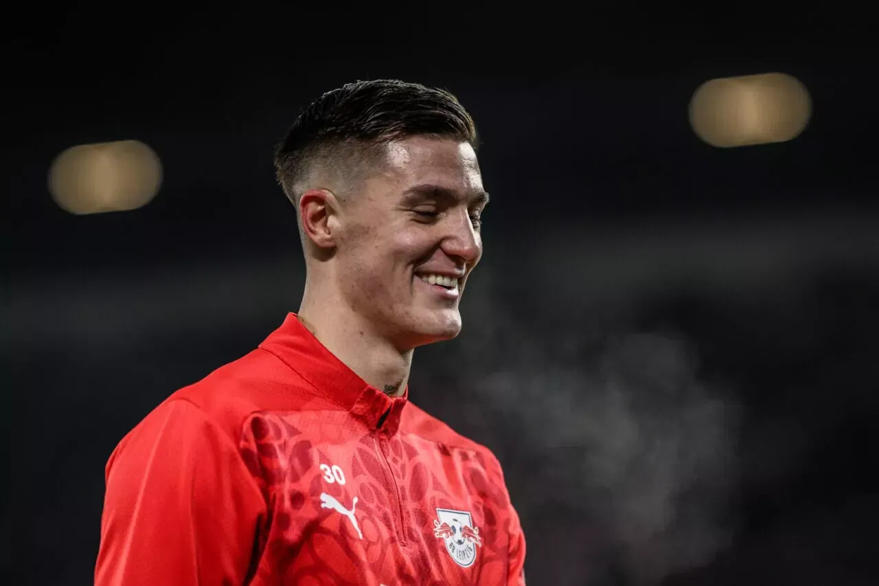 Manchester United submit €75m bid for Benjamin Sesko: Report