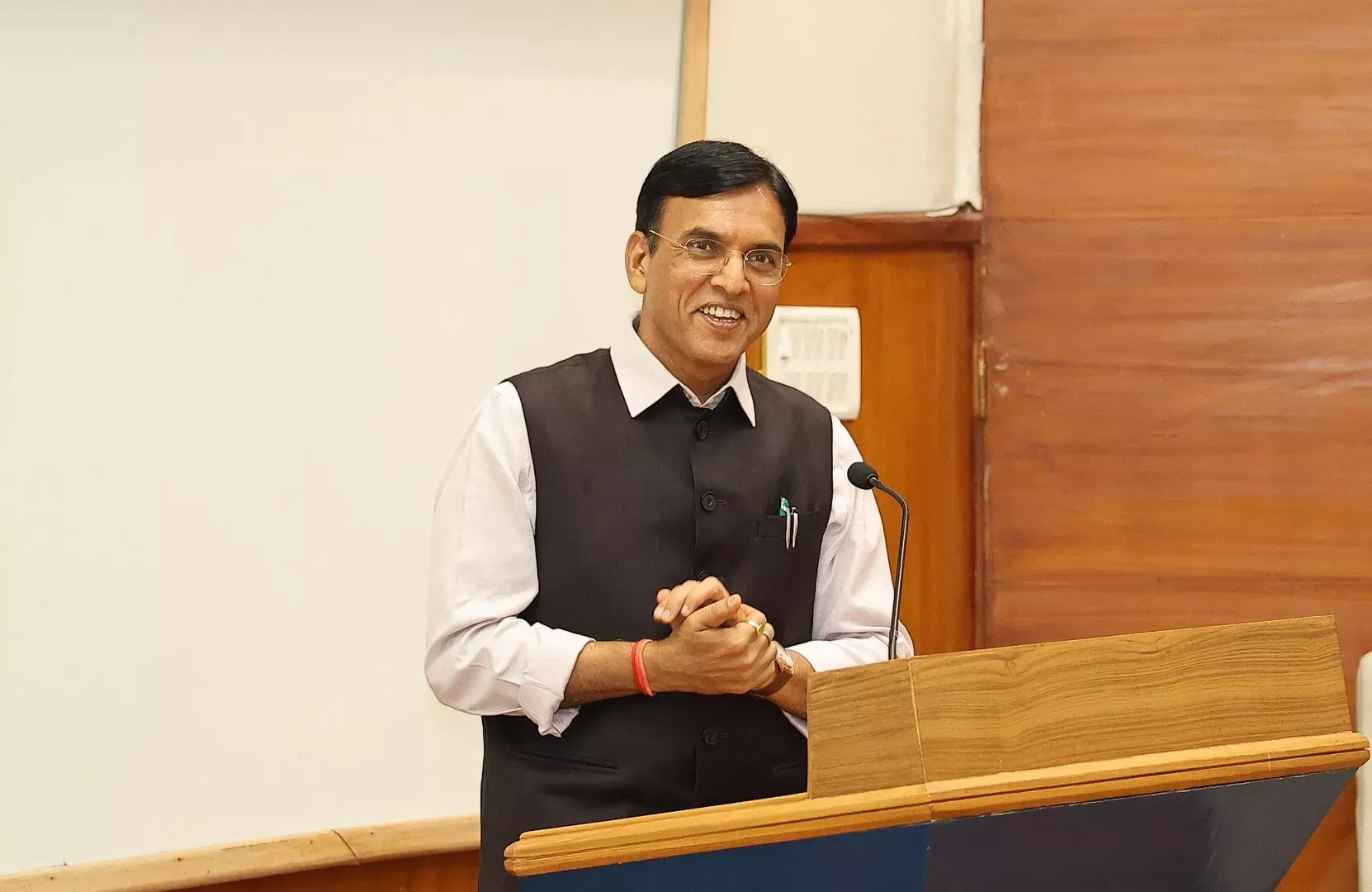 “Football is making excellent progress”: Sports Minister Mansukh Mandaviya hails ISL’s return and rise of new clubs