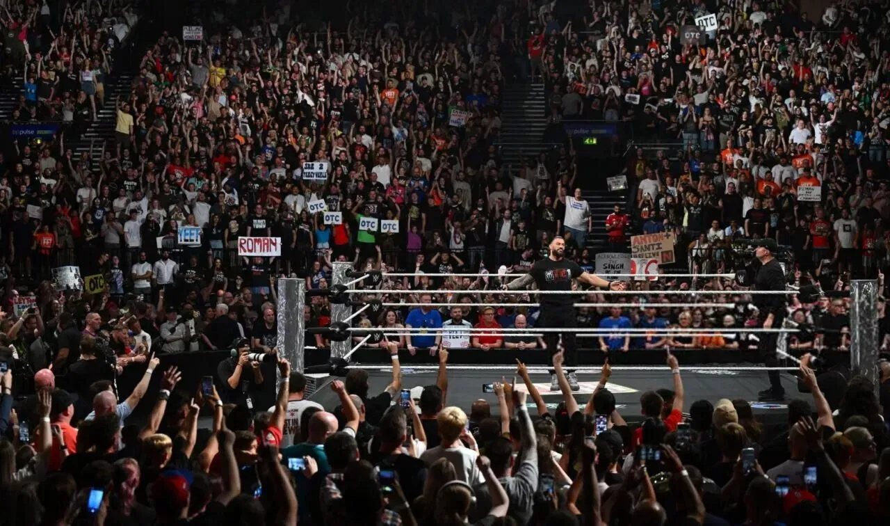 Roman Reigns WWE RAW