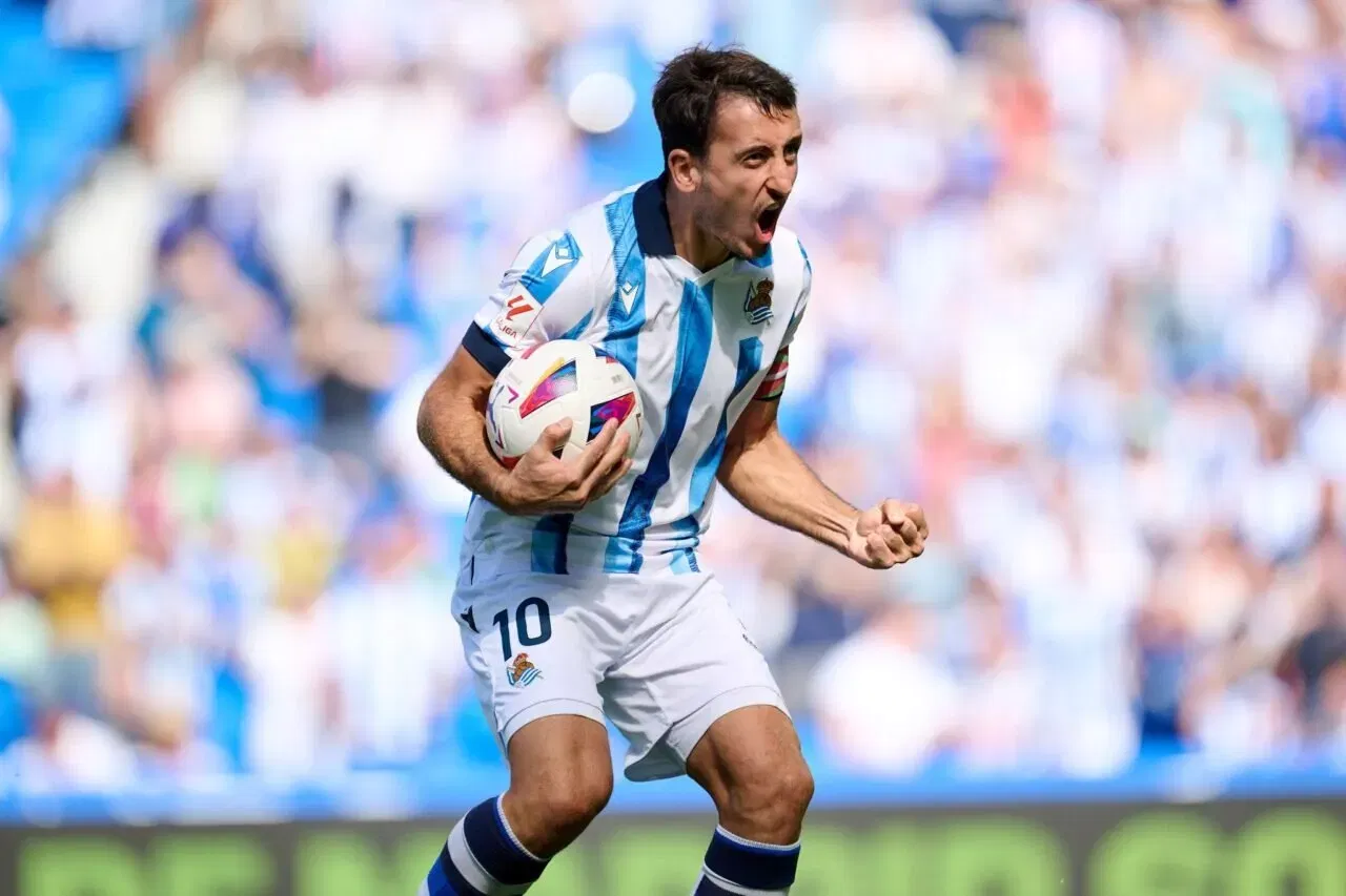MIKEL OYARZABAL (NYATA SOCIEDAD) LALIGA