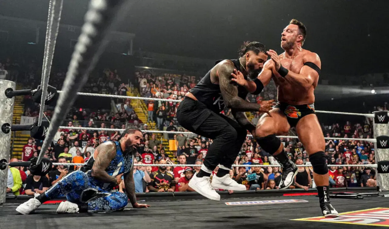 WWE RAW 15 September Hasil