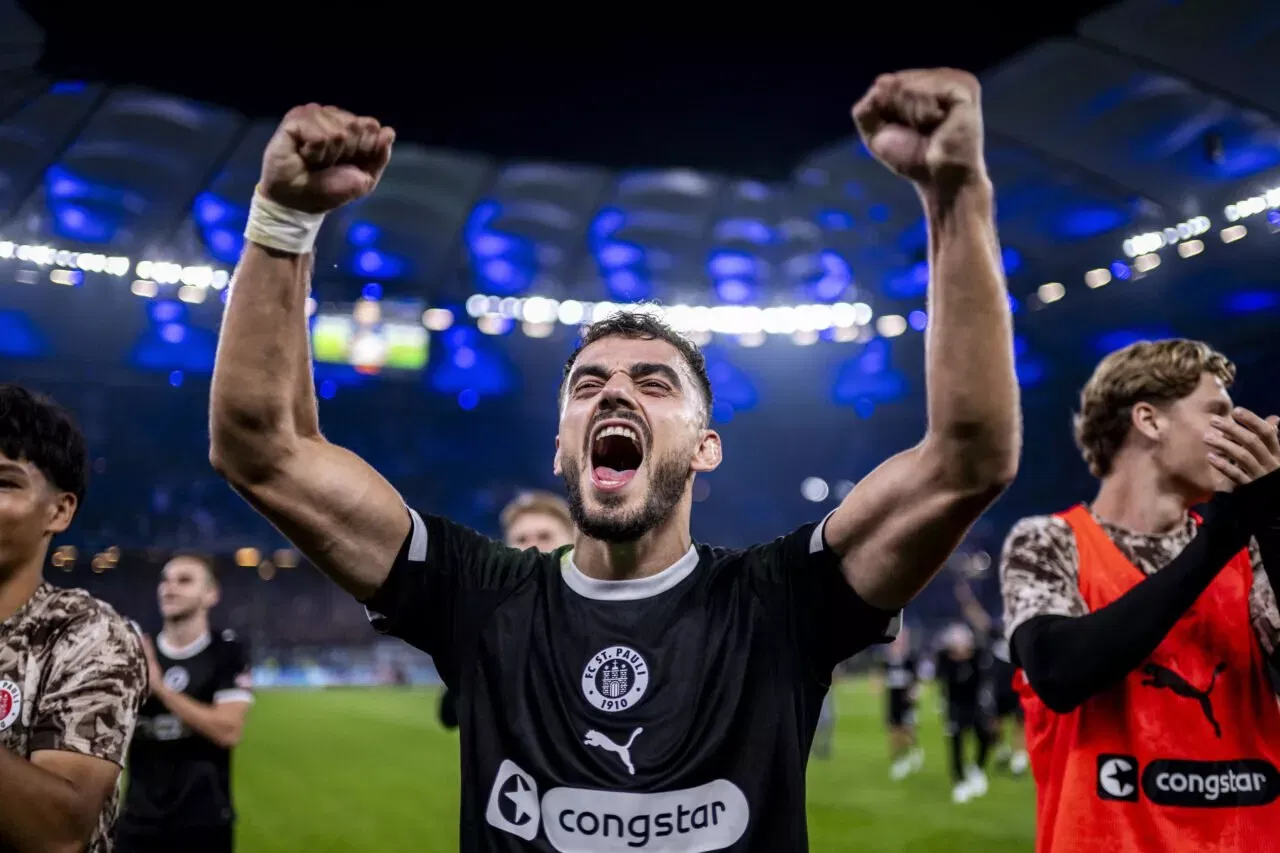 Danel Sinani FC St. Pauli Bundesliga