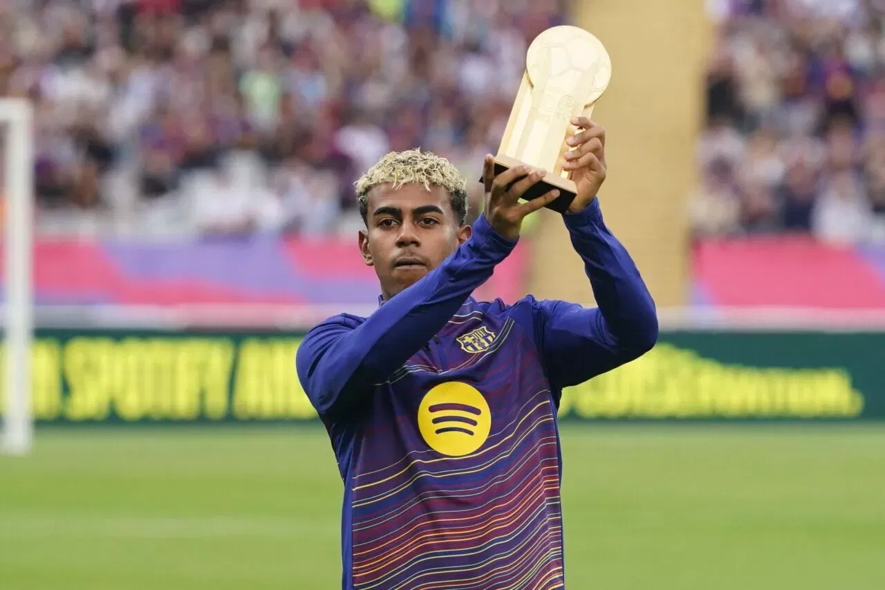 Lamine Yamal FC Barcelona Kopa Trophy