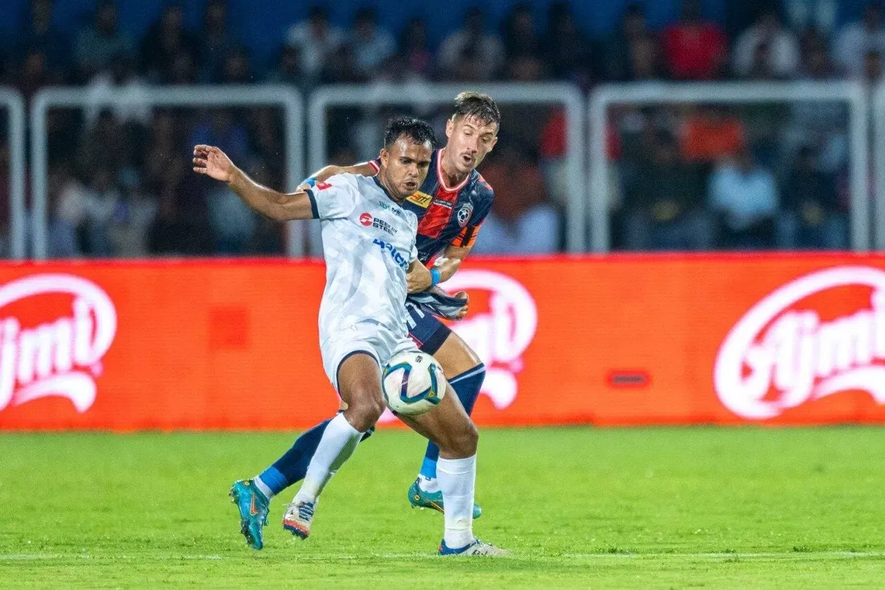 Malappuram FC play out fiercely contested 3-3 draw against Calicut FC in Malabar Derby in Super League Kerala
