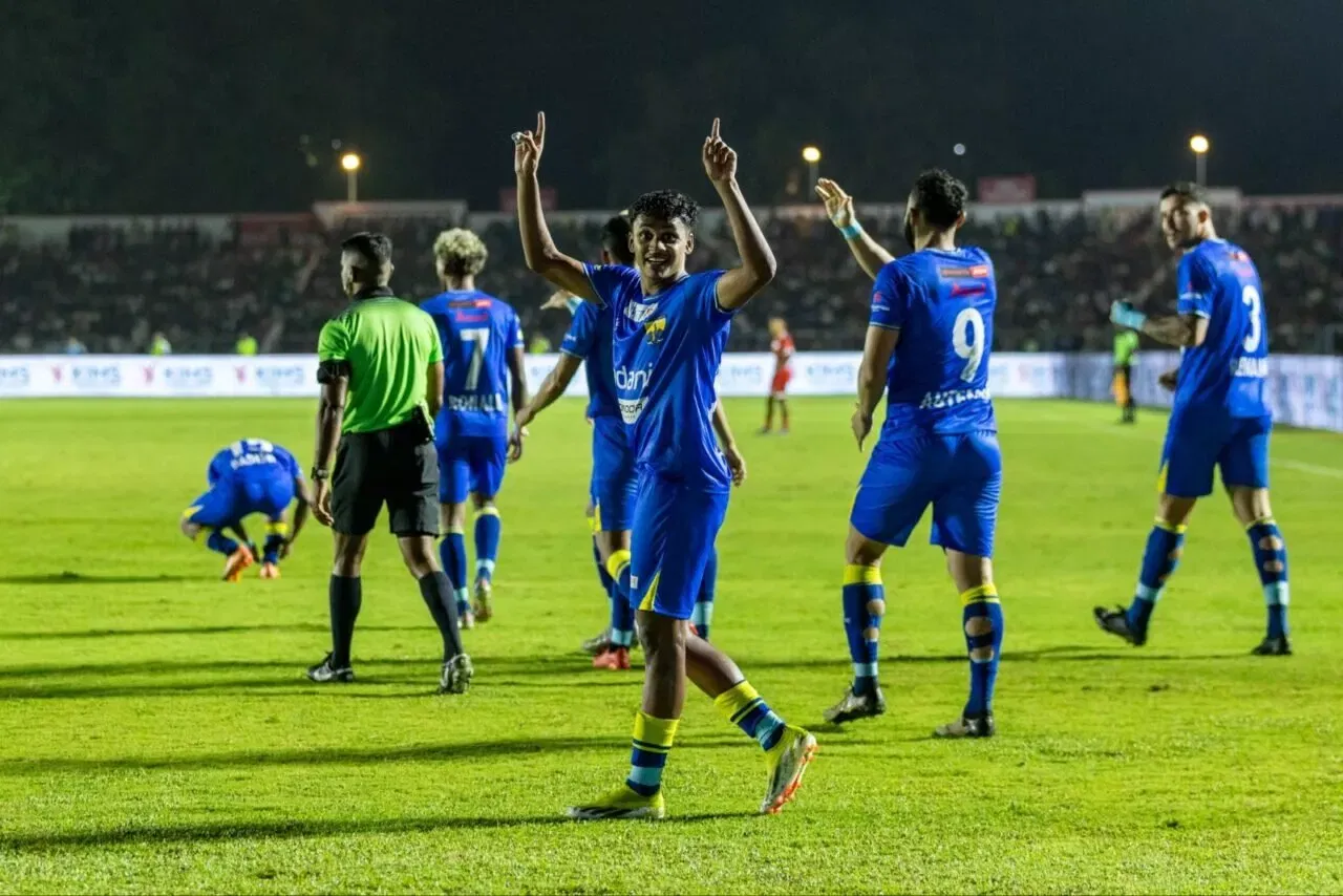 Kombans derrota a los Warriors y rompe su racha invicta en la Superliga de Kerala