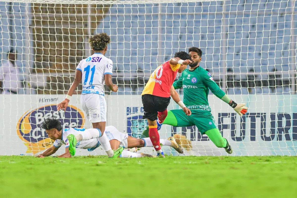 ISL 2025-26: Jamshedpur FC stun East Bengal FC with late comeback victory in Kolkata