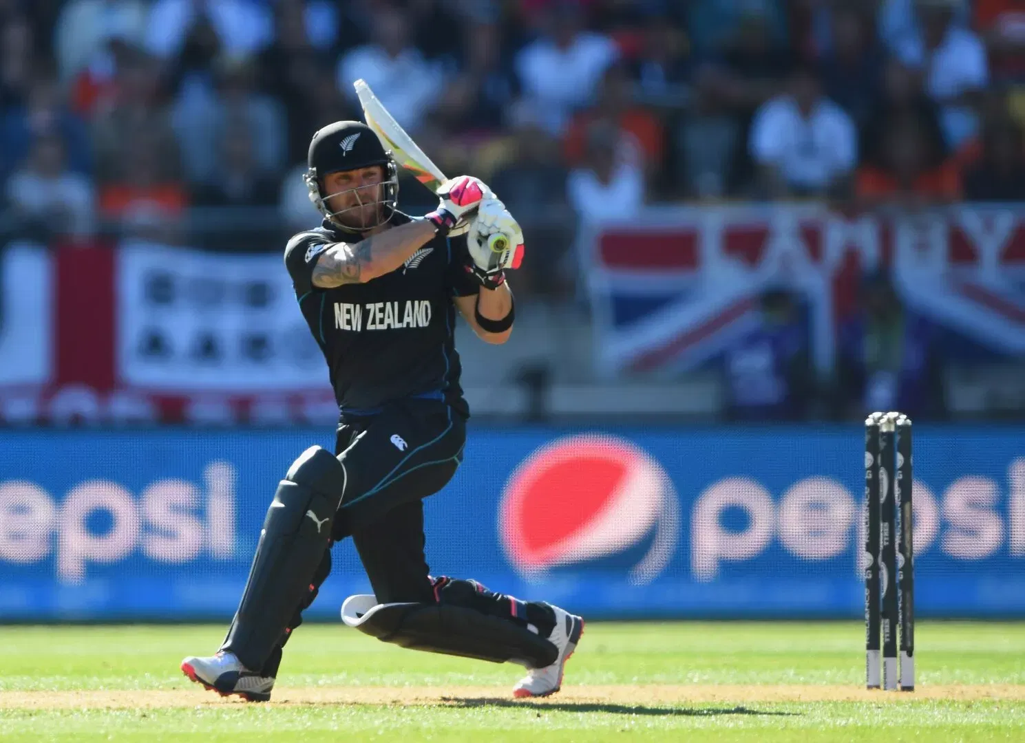 Brendon McCullum, most sixes in international cricket
