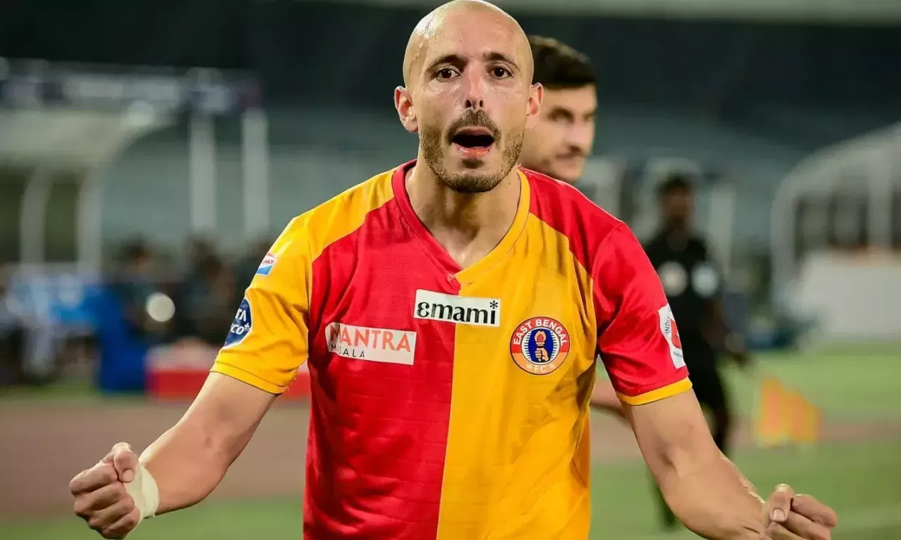 Youssef Ezzejari for East Bengal in ISL