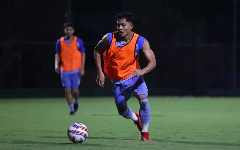 How can the Indian football team line up for their AFC Asian Cup 2027 qualifier against Hong Kong?