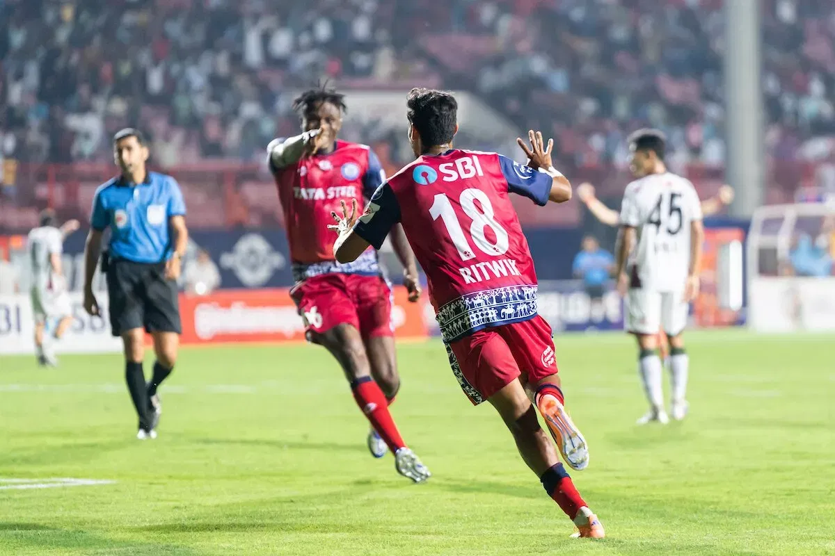 Mumbai City FC eye a crucial win over Jamshedpur FC to stay as the league leaders