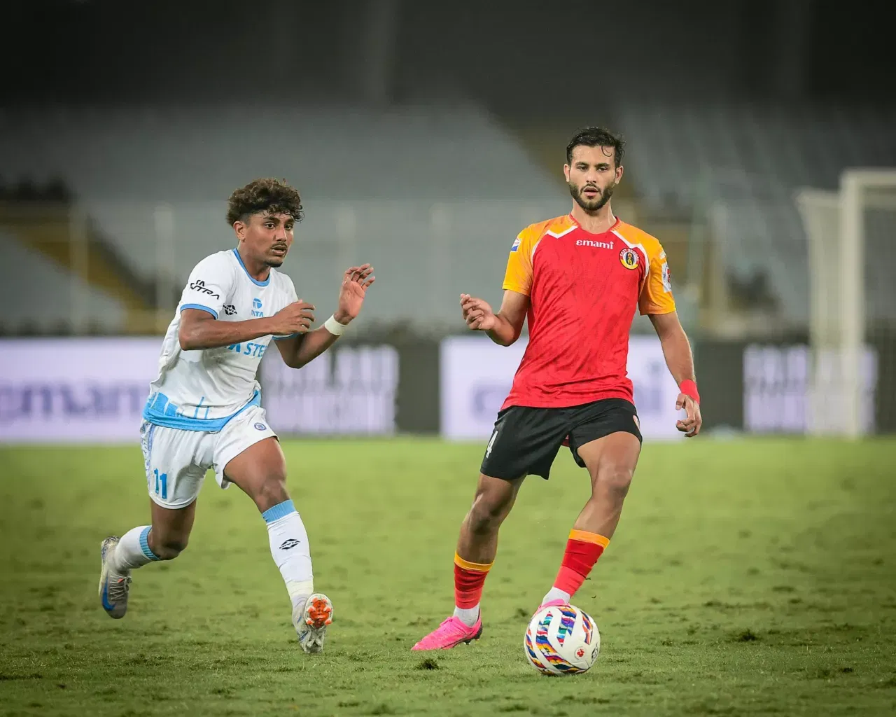 שחקנים שעברו ישירות בין מזרח בנגל ל-Mohun Bagan SG ft: Sayan Banerjee, Katsumi Yusa