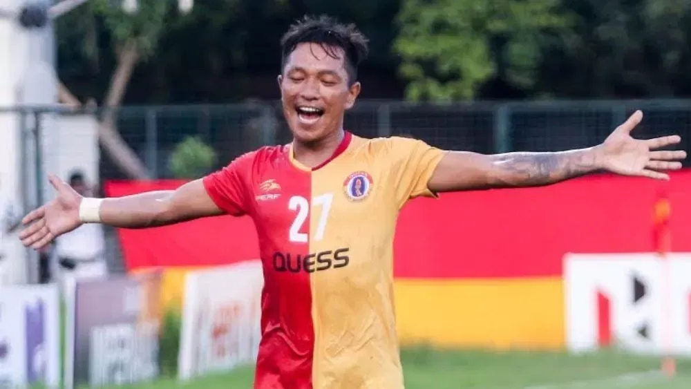 Players who moved directly between East Bengal and Mohun Bagan SG ft: Sayan Banerjee, Katsumi Yusa