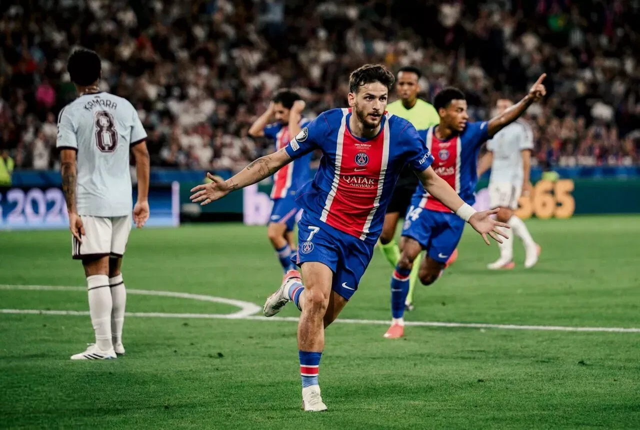 PSG SALZBURG, AUSTRIA - AUGUST 12: Khvicha Kvaratskhelia of Paris Saint Germain celebrates his goal during the UEFA Super Cup 2026 match between Paris Saint-Germain and Aston Villa at Stadion Salzburg on August 12, 2026 in Salzburg, Austria. (Photo by Image Photo Agency/Getty Images)