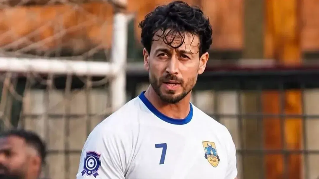 Will Tiger Shroff play for Mumbay FC against Langsning FC in Durand Cup tonight?