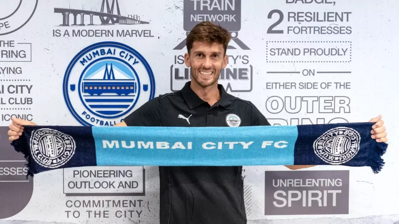 "We need to recover, stay focused": Manolo Marquez backs Mumbai City FC to bounce back ahead of Punjab FC clash